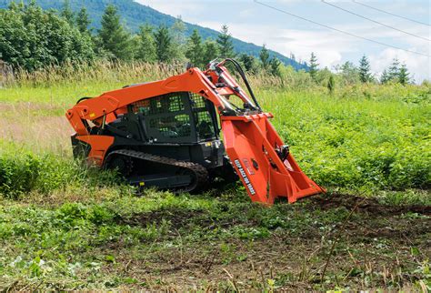 can skid steer bee used to clear brush|skid steer clearing brush.